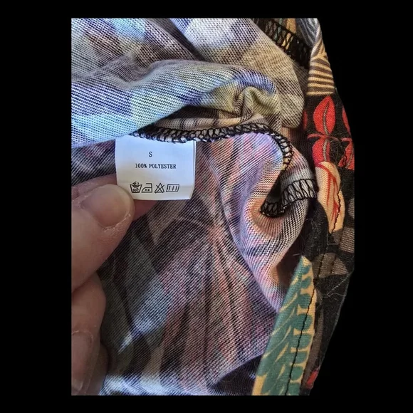 Women’s Criss Cross‎ Size Small Dress, Excellent Condition - Picture 4 of 5